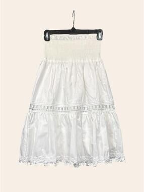 Udel NY Eyelet Trim Skirt